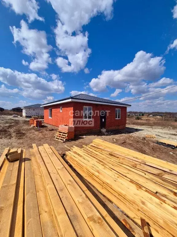 Дом в Курская область, Курский район, Рышковский сельсовет, Кислино ... - Фото 1