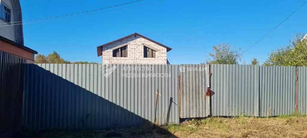 Дом в Рязанская область, Рязанский район, Подвязьевское с/пос, с. ... - Фото 1