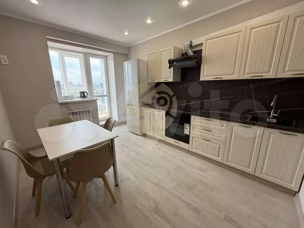 1-к. квартира, 54,4 м, 3/9 эт. - Фото 0