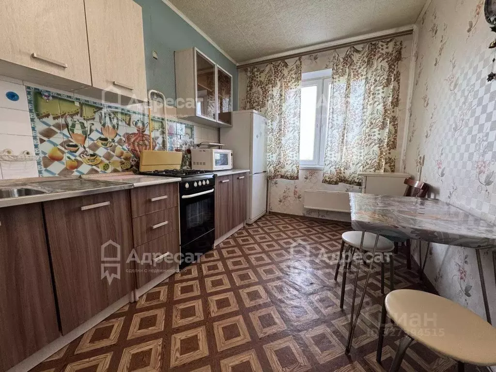 2-к кв. Волгоградская область, Волгоград ул. Елисеева, 17 (50.5 м) - Фото 1