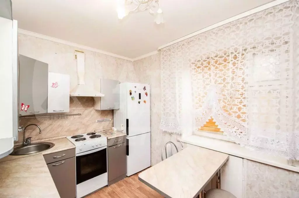 2-к кв. Тюменская область, Тюмень ул. Монтажников, 18 (48.4 м) - Фото 2