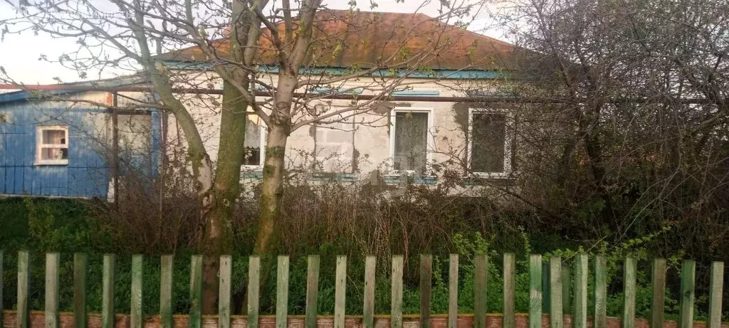 Дом в село Александровка, Советская улица (59 м) - Фото 1