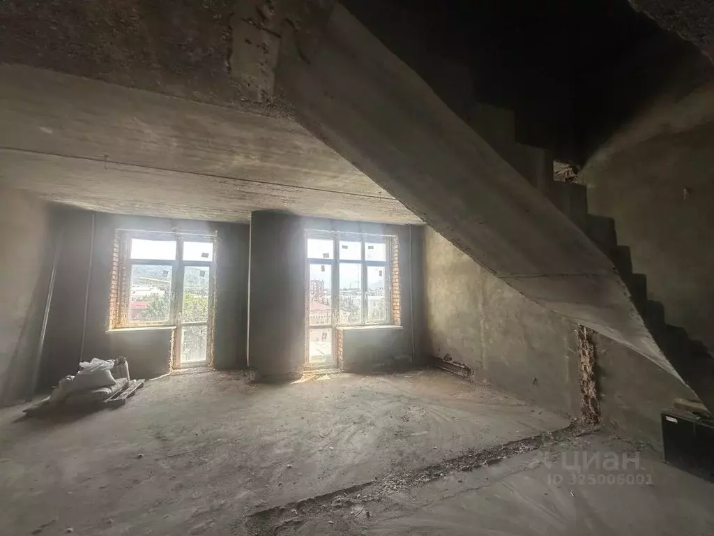 6-к кв. Северная Осетия, Владикавказ ул. Борукаева, 7 (180.0 м) - Фото 1