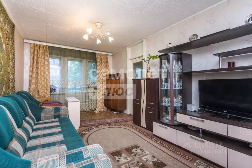 3-к кв. Башкортостан, Уфа ул. Шафиева, 20 (57.0 м) - Фото 0