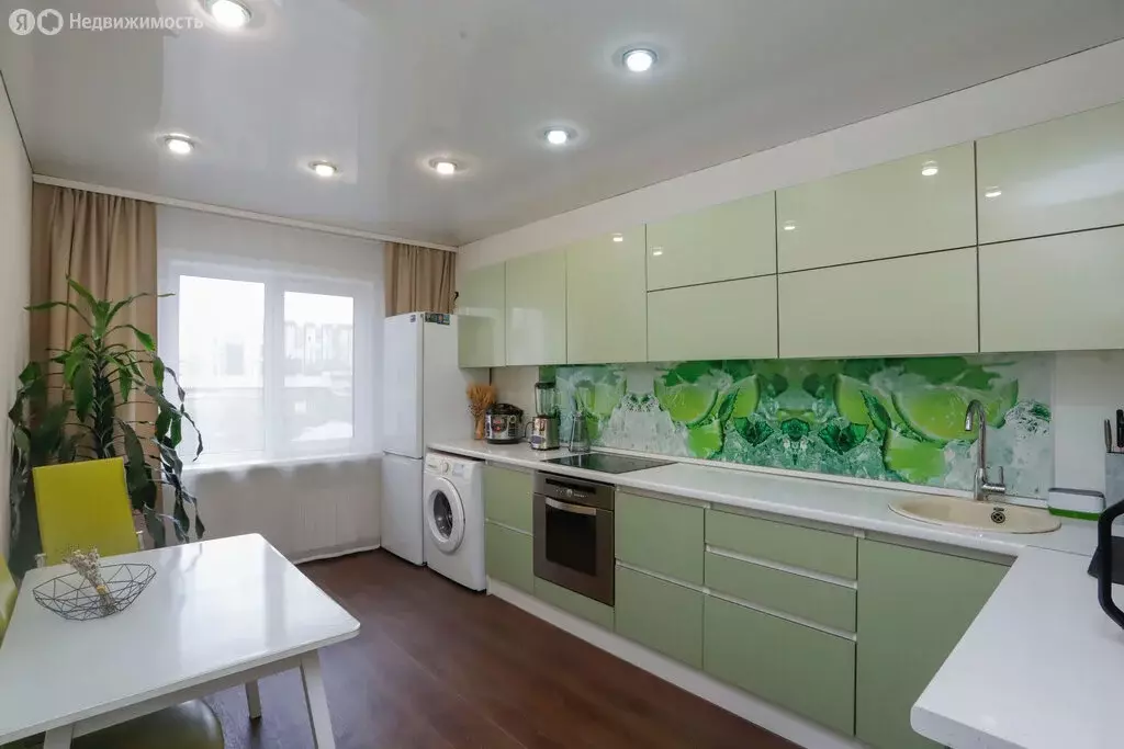 3-комнатная квартира: Иркутск, улица Лермонтова, 333В (67.3 м) - Фото 1