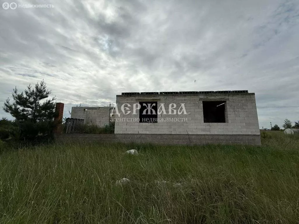 Участок в Старый Оскол, микрорайон Ладушки (13.7 м) - Фото 0
