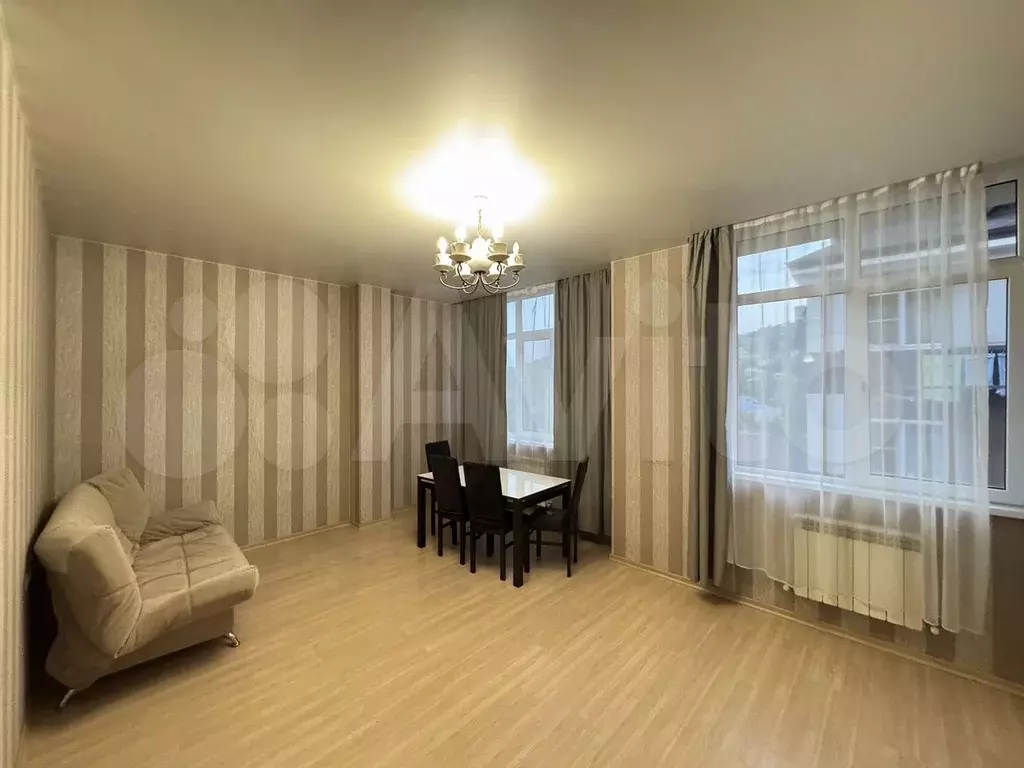 1-к. квартира, 52 м, 3/4 эт. - Фото 1