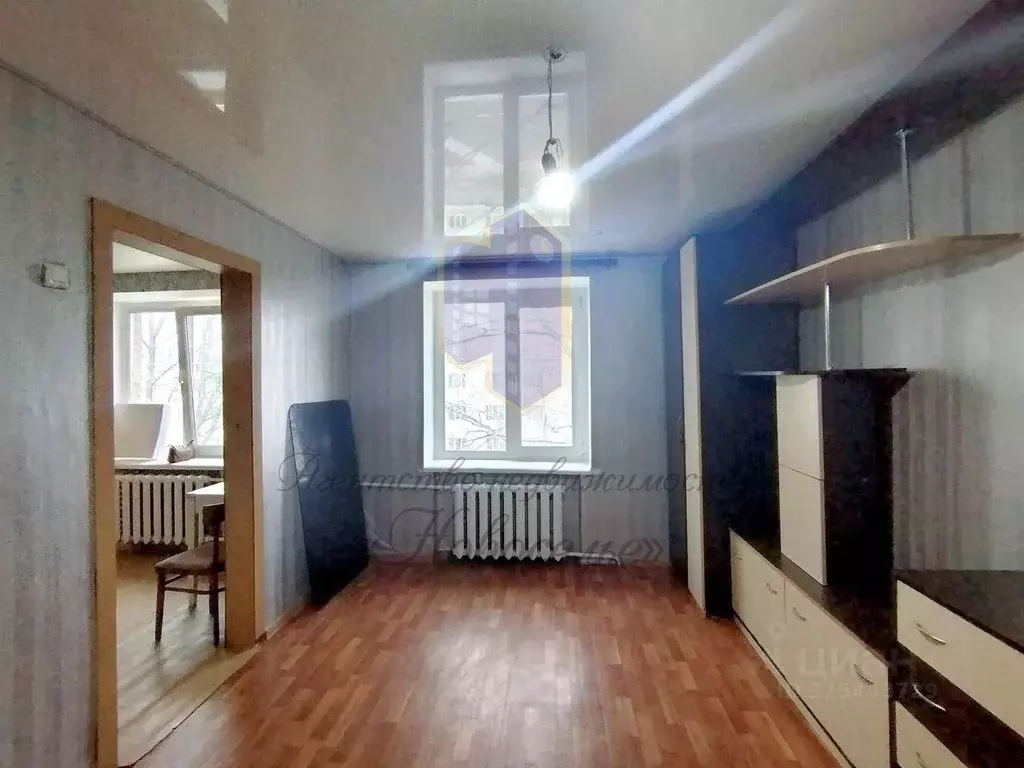 1-к кв. Белгородская область, Старый Оскол Интернациональный мкр, 29 ... - Фото 1