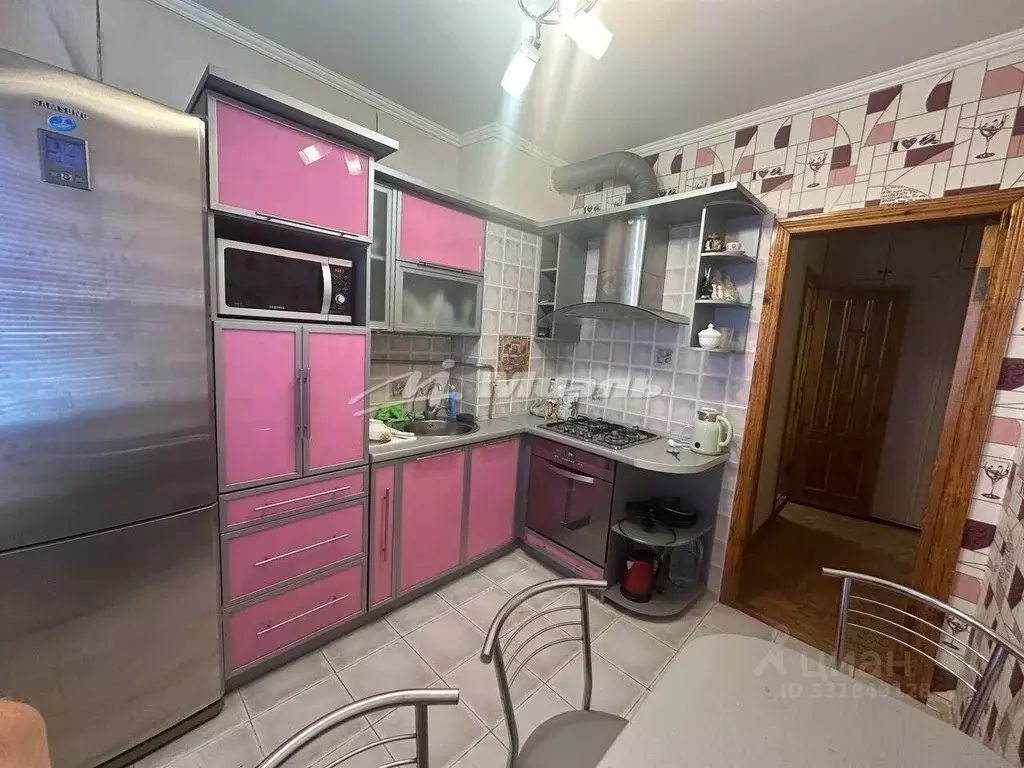 2-к кв. Крым, Симферополь ул. Героев Сталинграда, 27 (48.3 м) - Фото 1