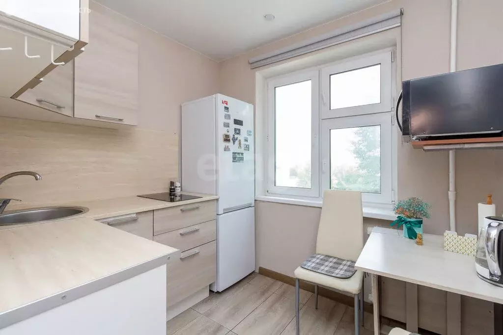 1-комнатная квартира: Тюмень, Таврическая улица, 10 (30 м) - Фото 0