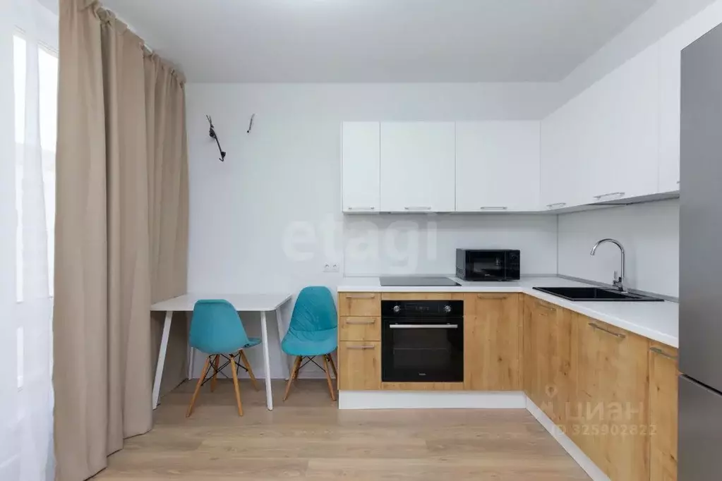 Студия Тюменская область, Тюмень ул. Юрия Рогачева, 11к2 (25.0 м) - Фото 2