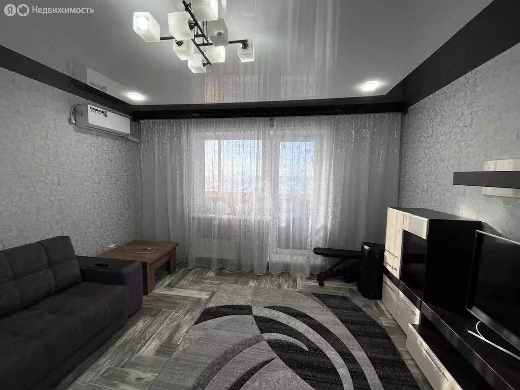 1-комнатная квартира: Прокопьевск, улица Есенина, 100 (39.9 м) - Фото 2