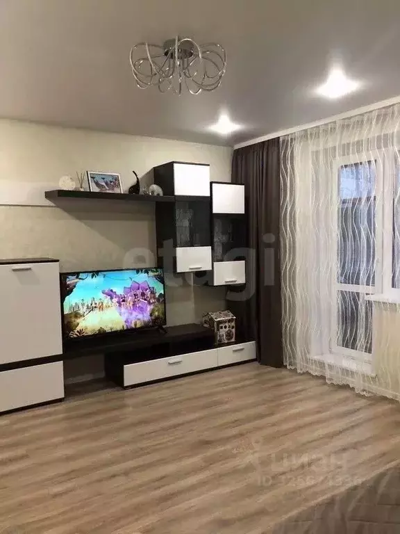 3-к кв. Пермский край, Пермь Подлесная ул., 11А (66.0 м) - Фото 1