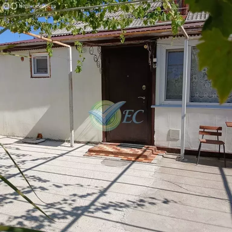 Дом в Феодосия, Советская улица (50 м) - Фото 1