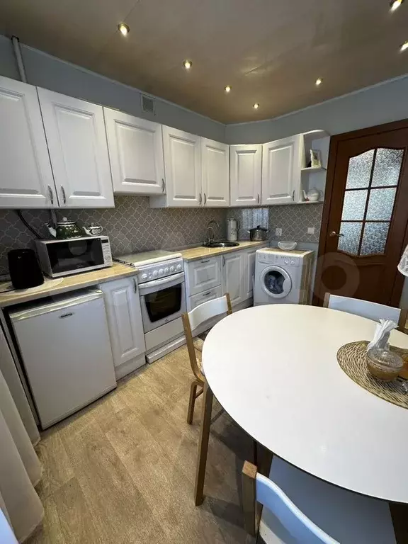 3-к. квартира, 59 м, 4/5 эт. - Фото 0