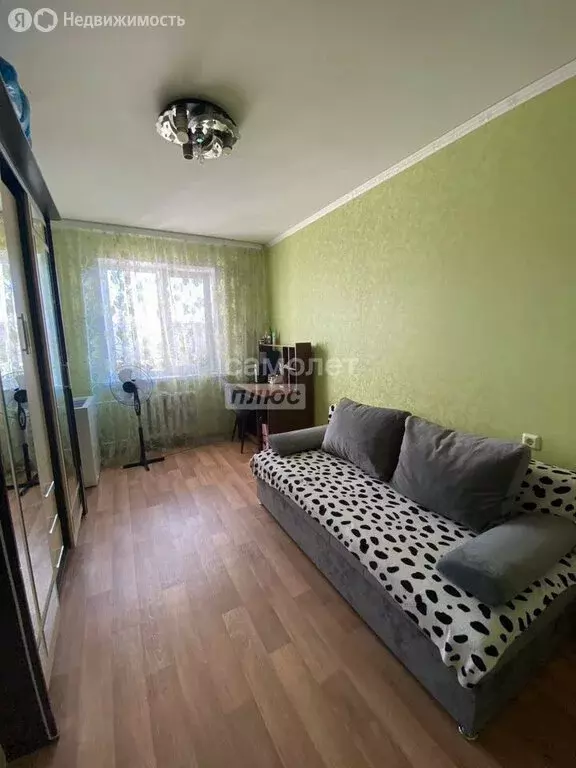 3-комнатная квартира: Липецк, улица С.М. Шерстобитова, 16 (64.4 м) - Фото 1