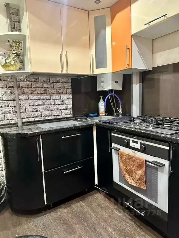3-к кв. Тульская область, Тула ул. Мезенцева, 32 (46.0 м) - Фото 0