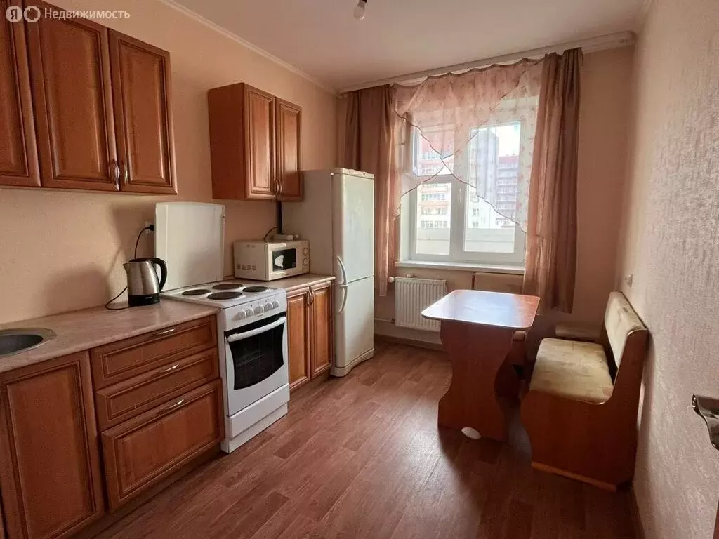 Квартира-студия: Пермь, Судозаводская улица, 15 (37.8 м) - Фото 1