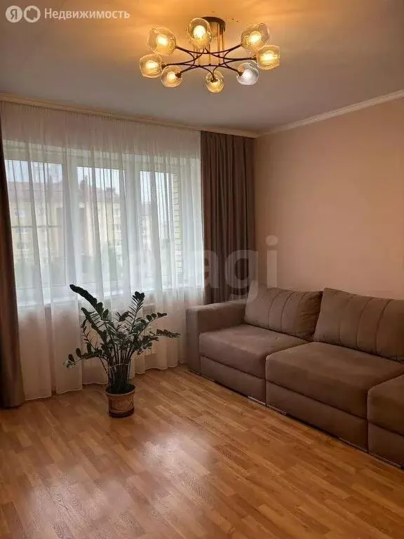 3-комнатная квартира: Красный Бор, Солнечная улица, 16 (81.1 м) - Фото 1