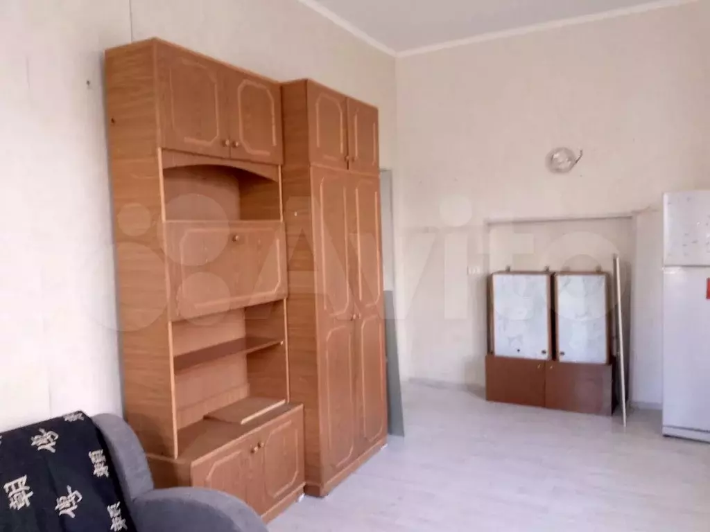Комната 18 м в 6-к., 2/3 эт. - Фото 0