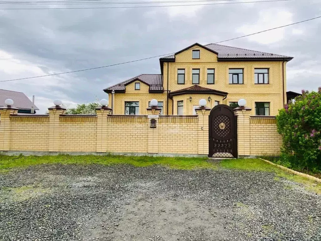 Дом в Свердловская область, Сысертский муниципальный округ, с. Патруши ... - Фото 1