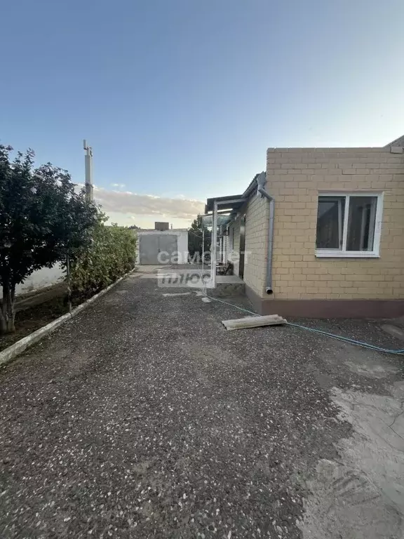 Дом в Калмыкия, Элиста Демьяновская ул. (94 м) - Фото 1