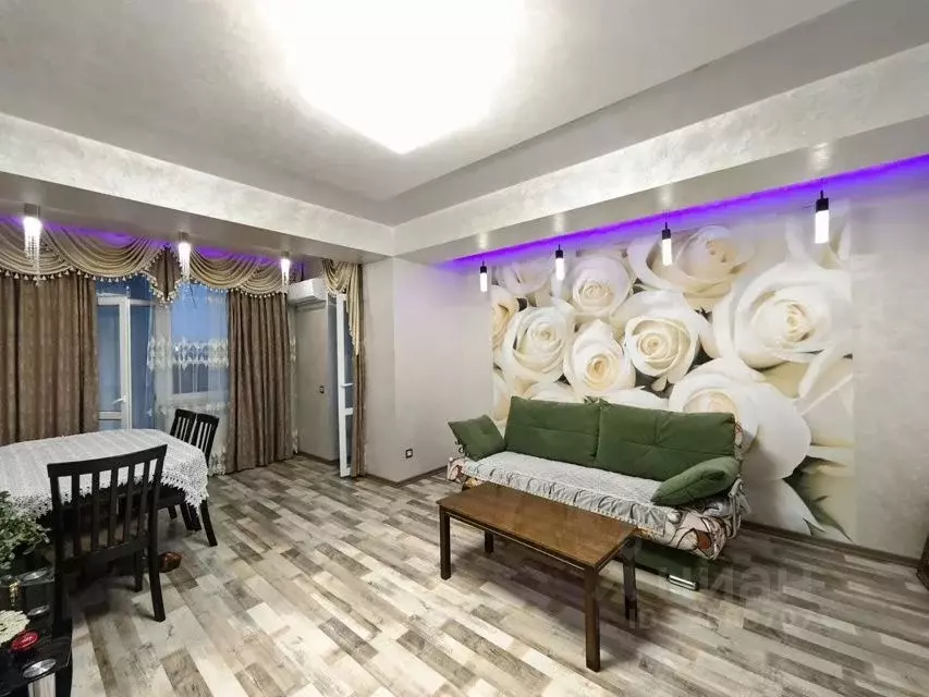 3-к кв. Крым, Симферополь просп. Победы, 36 (91.0 м) - Фото 1