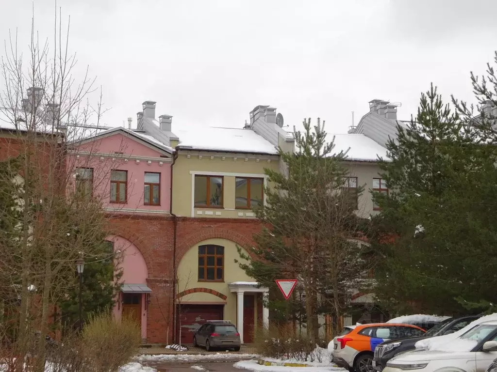Таунхаус в Московская область, Химки Клязьма-Старбеево мкр, Ивакино ... - Фото 1
