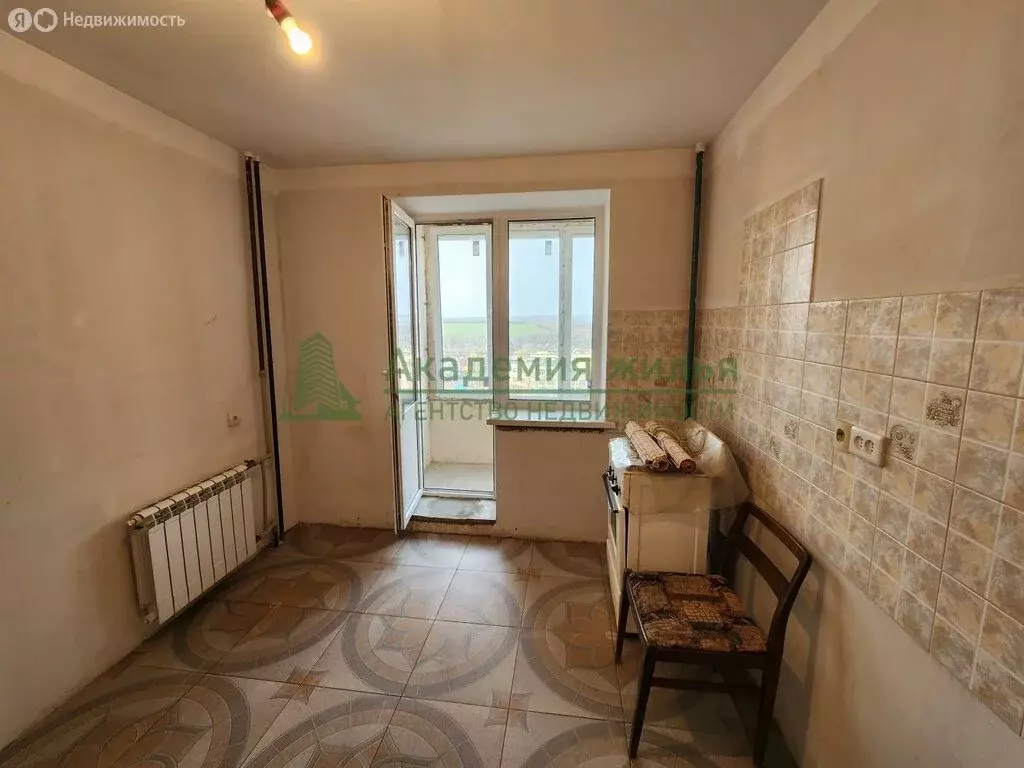 2-комнатная квартира: Саратов, улица имени Н.В. Исаева, 28 (56.5 м) - Фото 2