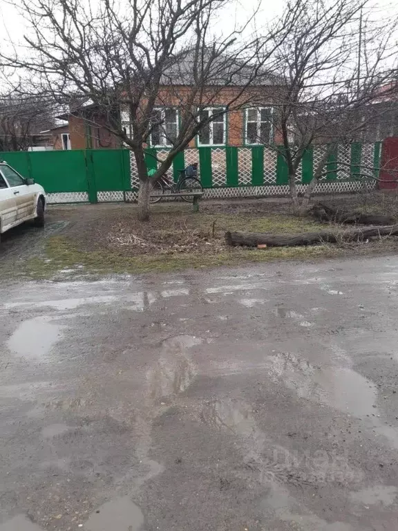 Дом в Ростовская область, пос. Целина ул. Димурина, 12 (65 м) - Фото 1