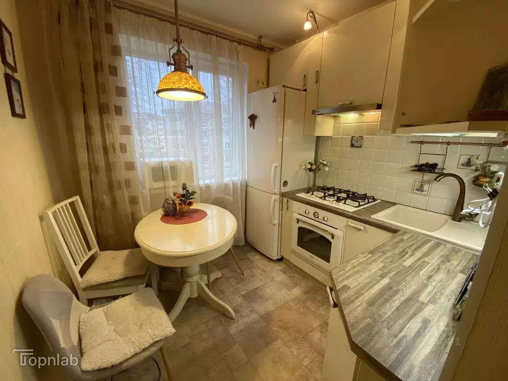 2-к кв. Башкортостан, Уфа ул. Блюхера, 6 (42.5 м) - Фото 1