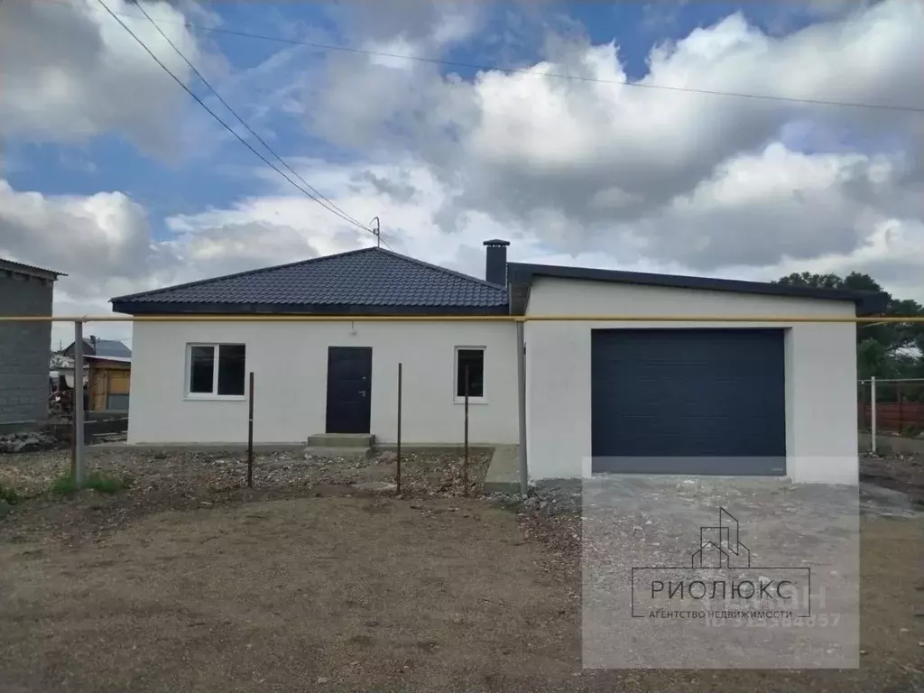 Дом в Челябинская область, с. Агаповка ул. Нестерова (120 м) - Фото 1