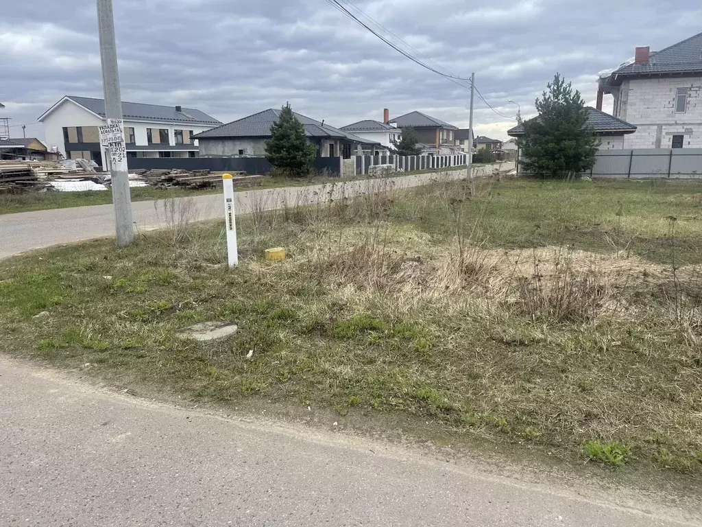 Участок в Московская область, Солнечногорск городской округ, д. ... - Фото 1