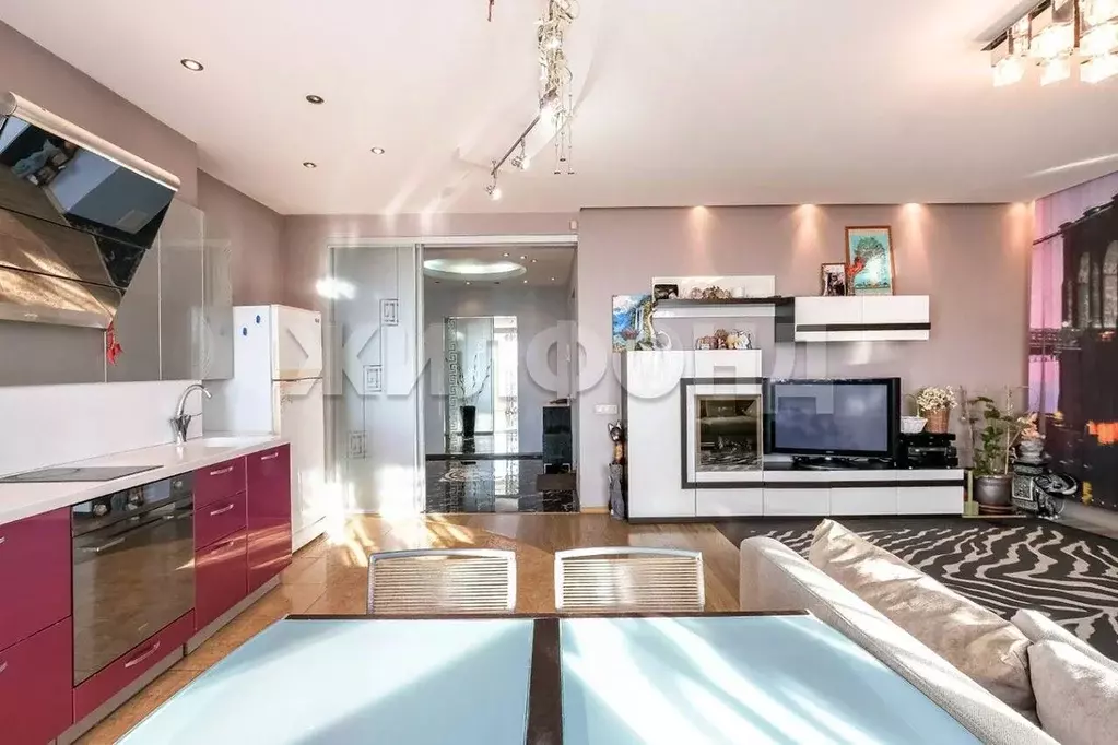 3-к кв. Новосибирская область, Новосибирск ул. Кропоткина, 102 (104.7 ... - Фото 1