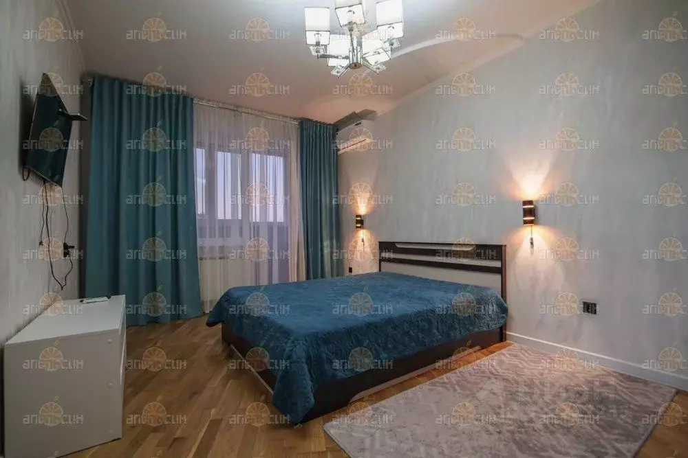 2-к кв. Ставропольский край, Ставрополь ул. Мира, 212 (66.5 м) - Фото 1