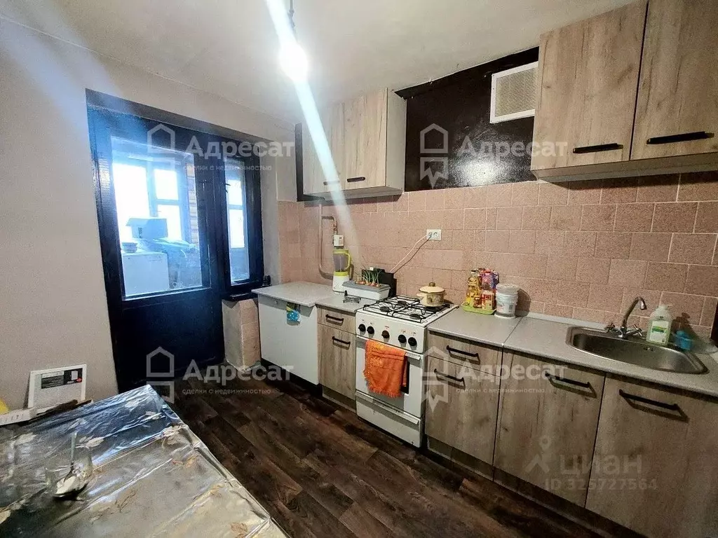 3-к кв. Волгоградская область, Волгоград Турбинная ул., 186 (61.7 м) - Фото 1