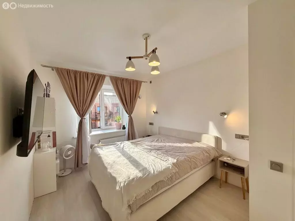 1-комнатная квартира: Павловск, Слуцкая улица, 13 (35 м) - Фото 0