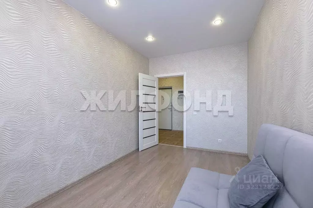 2-к кв. Новосибирская область, Новосибирск ул. Гаранина, 31 (35.1 м) - Фото 1