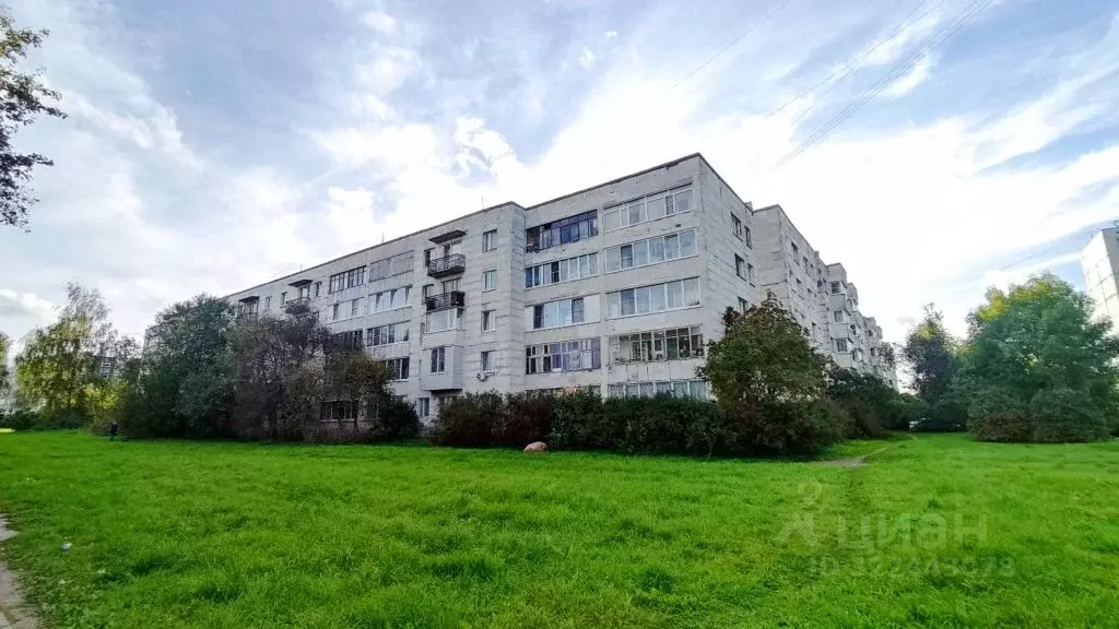 3-к кв. Ленинградская область, Гатчина ул. Новоселов, 7 (60.6 м) - Фото 0