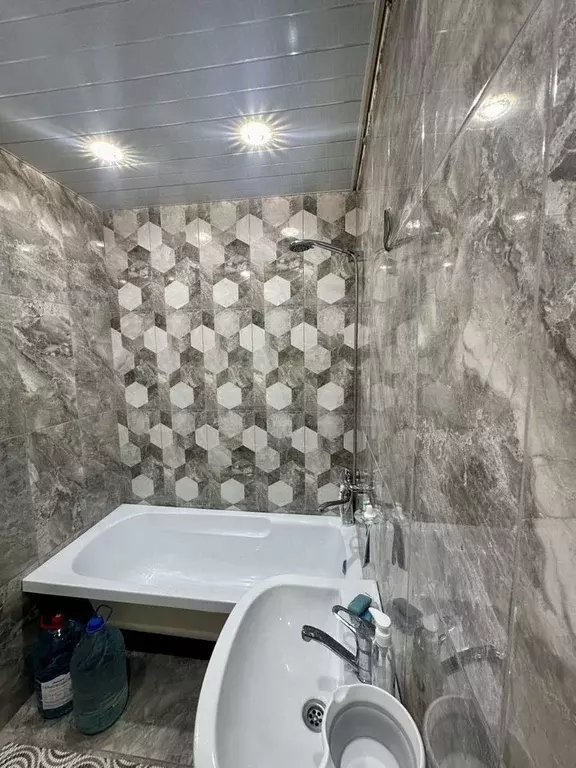 2-к. квартира, 67 м, 7/10 эт. - Фото 0