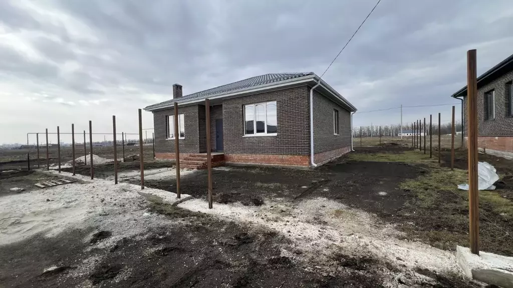 Дом в Ростовская область, Мясниковский район, Краснокрымское с/пос, ... - Фото 1