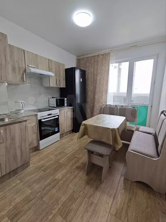1-к. квартира, 37 м, 6/17 эт. - Фото 1
