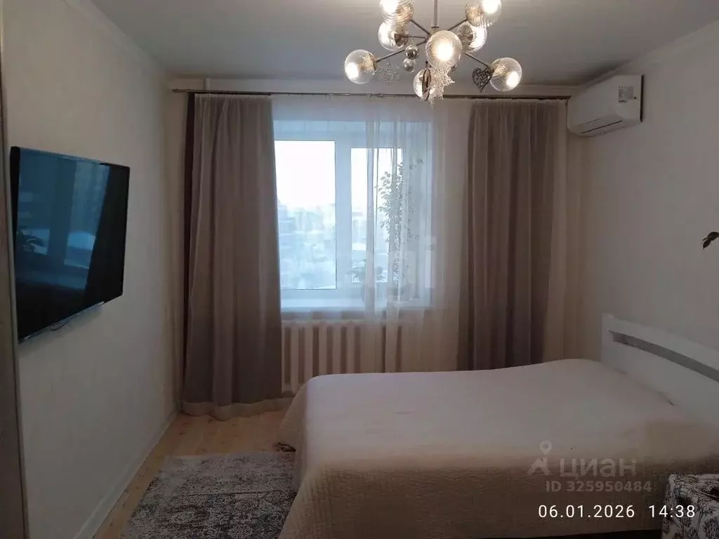 1-к кв. Тюменская область, Тюмень ул. Орджоникидзе, 7 (33.1 м) - Фото 0