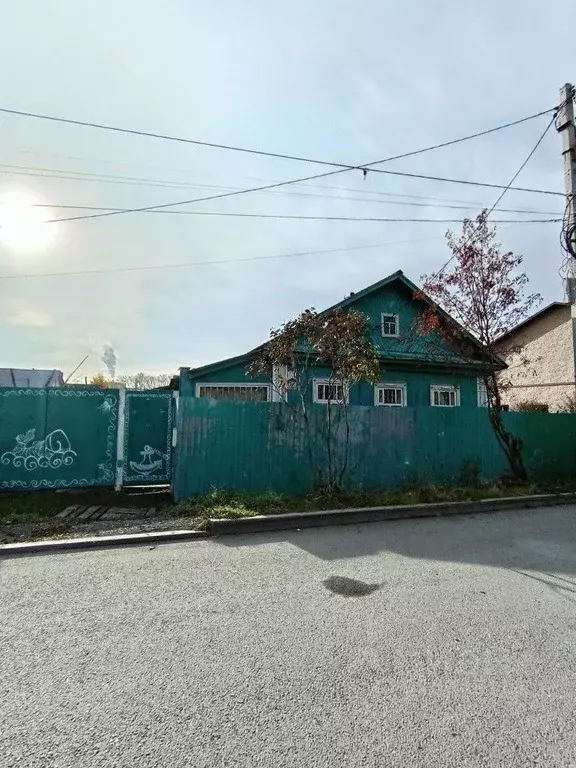 Дом в Свердловская область, Екатеринбург Вторчермет жилрайон, ул. ... - Фото 1