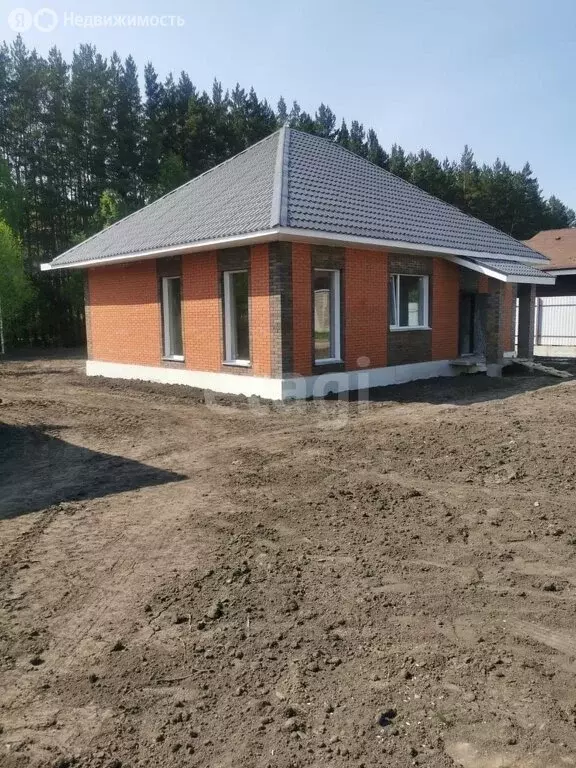 Дом в Мочищенский сельсовет, посёлок Озёрный, 1-й Лесной бульвар (105 ... - Фото 1