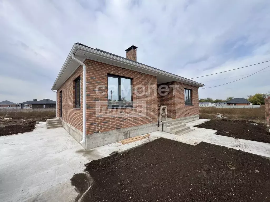 Дом в Краснодарский край, Динская ст-ца ул. 70 лет Октября (132 м) - Фото 1