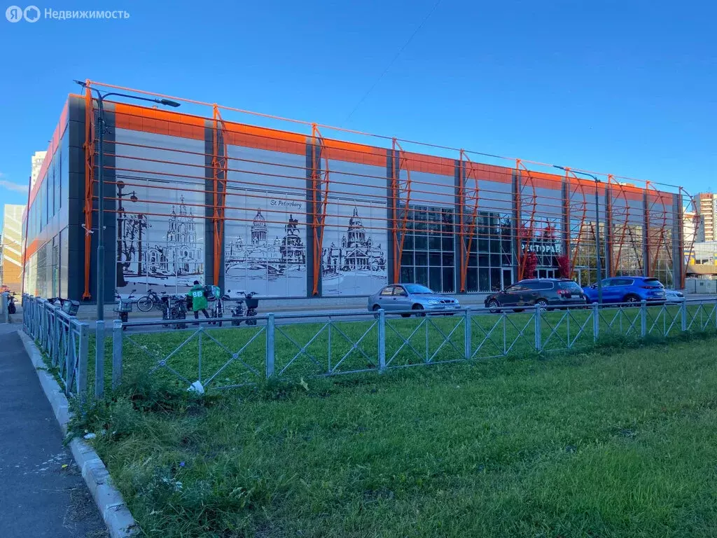 Торговая площадь (500 м) - Фото 2