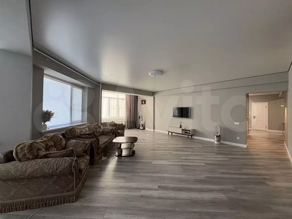 3-к. квартира, 130 м, 6/9 эт. - Фото 0