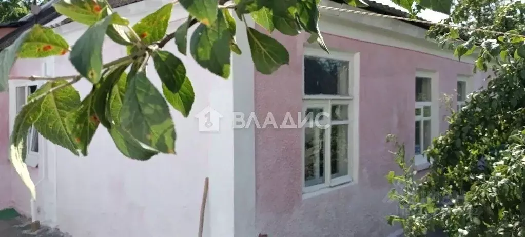 Дом в Белгородская область, Белгород пер. 1-й Центральный, 14 (65 м) - Фото 0