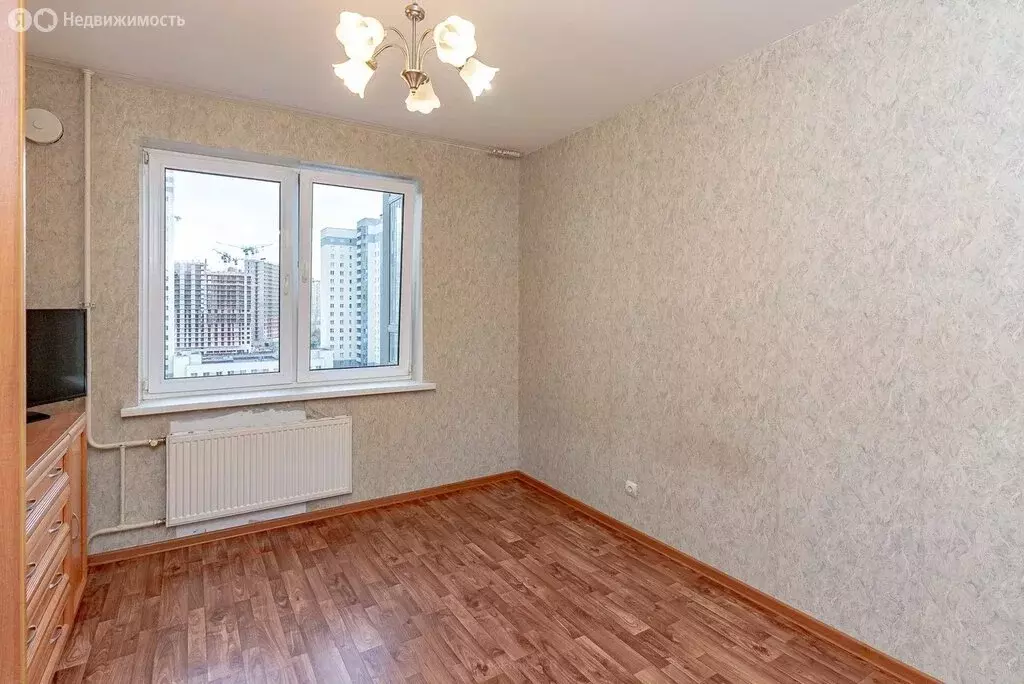 3-комнатная квартира: Санкт-Петербург, улица Маршала Казакова, 68к1 ... - Фото 2